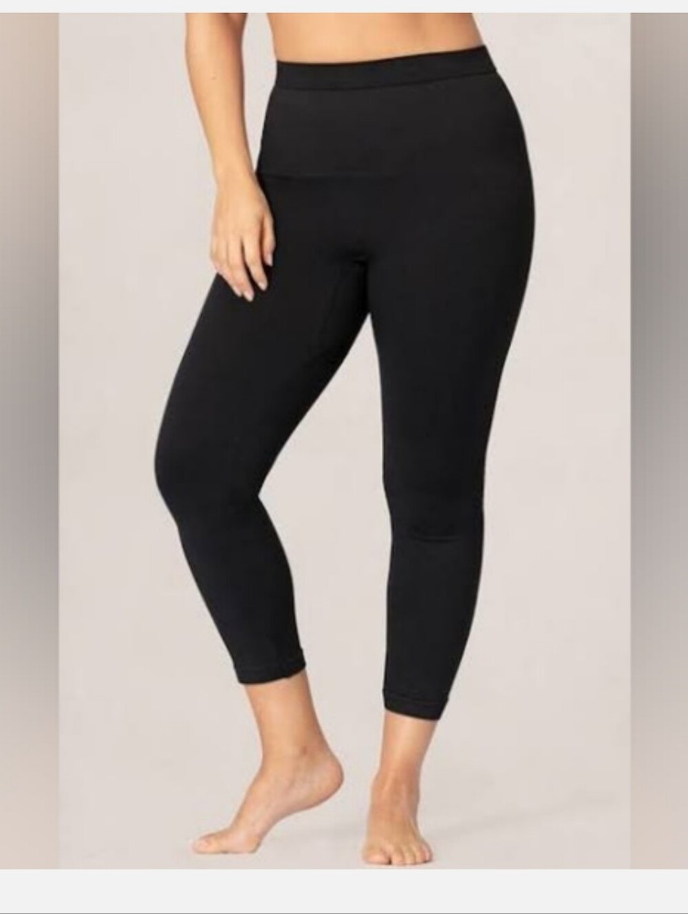 SHAPERMINT Black Capri Leggings